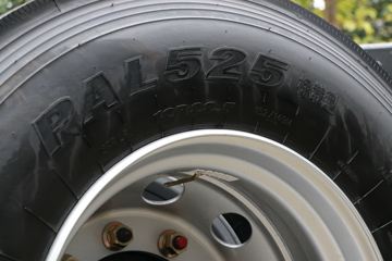 �������� ����H7 400���� 8X4 LNG�ػ�������(����)ͼƬ