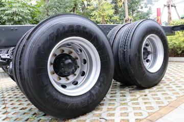 �������� ����H7 400���� 8X4 LNG�ػ�������(����)ͼƬ