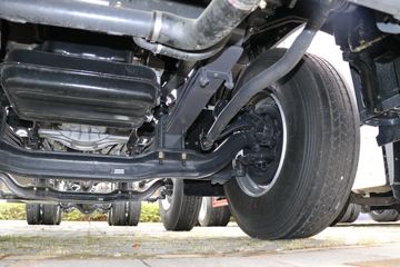 �������� ����H7 400���� 8X4 LNG�ػ�������(����)ͼƬ