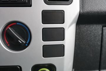 һ������ ��ž���2ϵ 95���� 3.2����ж��(CA3040K3L1E5)ͼƬ