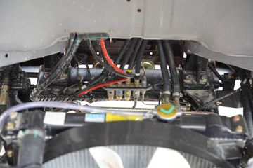 һ������ ��ž���2ϵ 95���� 3.2����ж��(CA3040K3L1E5)ͼƬ