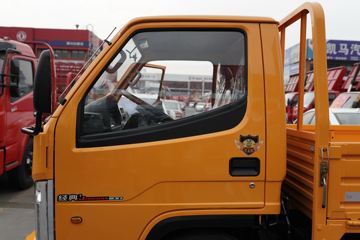 һ������ ��ž���1ϵ 84���� 4X2 3.73����ж��(CA3040K7L2E5-3)ͼƬ