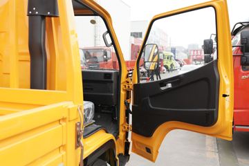 һ������ ��ž���1ϵ 84���� 4X2 3.73����ж��(CA3040K7L2E5-3)ͼƬ