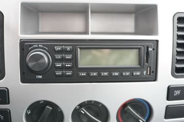 һ������ ��ž���1ϵ 84���� 4X2 3.73����ж��(CA3040K7L2E5-3)ͼƬ