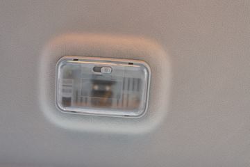 һ������ ��Ź�ʨ 2.2L 130���� ���� 3.145��˫�������Ῠ(CA1040K2L3RE6B)ͼƬ