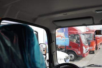 һ������ ��Ź�ʨ 2.2L 130���� ���� 3.145��˫�������Ῠ(CA1040K2L3RE6B)ͼƬ