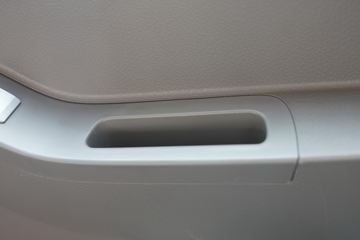 һ������ ��Ź�ʨ 2.2L 130���� ���� 3.145��˫�������Ῠ(CA1040K2L3RE6B)ͼƬ