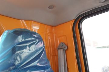 һ������ ��Ź�ʨ 2.2L 130���� ���� 3.145��˫�������Ῠ(CA1040K2L3RE6B)ͼƬ