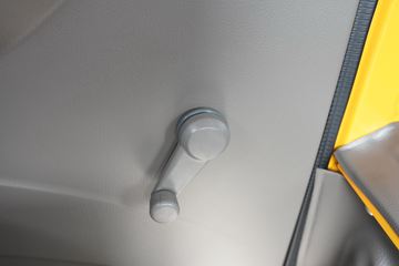 һ������ ��Ź�ʨ 2.2L 130���� ���� 3.145��˫�������Ῠ(CA1040K2L3RE6B)ͼƬ