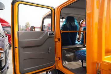 һ������ ��Ź�ʨ 2.2L 130���� ���� 3.145��˫�������Ῠ(CA1040K2L3RE6B)ͼƬ