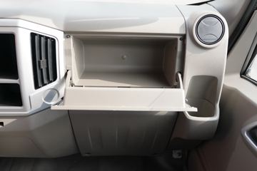 һ������ ��Ź�ʨ 2.2L 130���� ���� 3.145��˫�������Ῠ(CA1040K2L3RE6B)ͼƬ