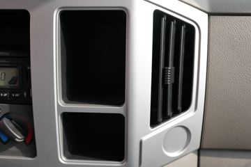 һ������ ��Ź�ʨ 2.2L 130���� ���� 3.145��˫�������Ῠ(CA1040K2L3RE6B)ͼƬ