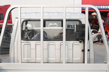 �ƿ�ŷ�� С���� 1.6L 105���� CNG 3.08���Ű�����΢��ͼƬ