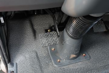 �ƿ�ŷ�� С���� 1.6L 105���� CNG 3.08���Ű�����΢��ͼƬ