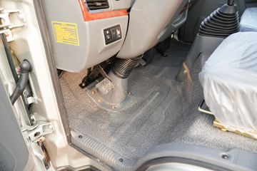 �ƿ�ŷ�� С���� 1.6L 105���� CNG 3.08���Ű�����΢��ͼƬ