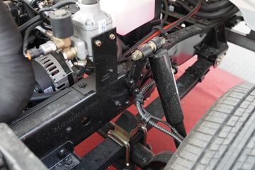 �ƿ�ŷ�� С���� 1.6L 105���� CNG 3.08���Ű�����΢��ͼƬ