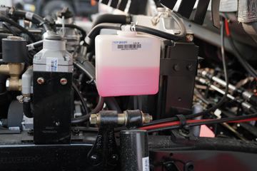 �ƿ�ŷ�� С���� 1.6L 105���� CNG 3.08���Ű�����΢��ͼƬ