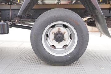 һ������ ��Ź�ʨ 2.2L 130���� ���� 3.145��˫�������Ῠ(CA1040K2L3RE6B)ͼƬ