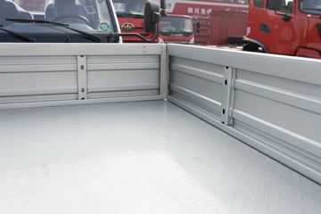 �ƿ�ŷ�� С���� 1.6L 105���� CNG 3.08���Ű�����΢��ͼƬ