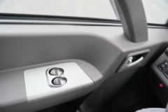 现代商用车 泓图EV2 4.5T 4.08米纯电动冷藏车(CHM5042XLCZDC33BEV)