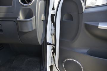 ����;�� T5 1.5L 113���� 3.7�׵�����ʽС��(����)(EQ5031XXY16QEAC)ͼƬ