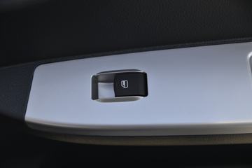 ����;�� T5 1.5L 113���� 3.7�׵�����ʽС��(����)(EQ5031XXY16QEAC)ͼƬ