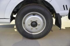 东风途逸 T5 1.5L 113马力 3.7米单排厢式小卡(国六)(EQ5031XXY16QEAC)