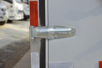 ����;�� T5 1.5L 113���� 3.7�׵�����ʽС��(����)(EQ5031XXY16QEAC)ͼƬ