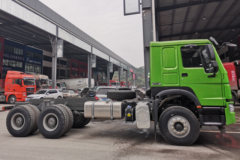 中国重汽成都商用车 豪沃V7重卡 440马力 6X4 5.8米自卸车(ZZ3257N4147E1)