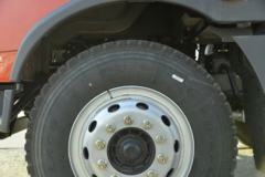 青岛解放 龙V 220马力 6X2 6.8米自卸车(CA3243PK2E5T3A90)