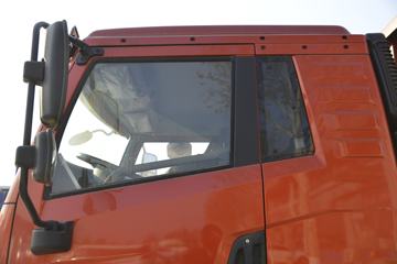 �ൺ��� ��V 220���� 6X2 6.8����ж��ͼƬ