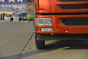 �ൺ��� ��V 220���� 6X2 6.8����ж��ͼƬ