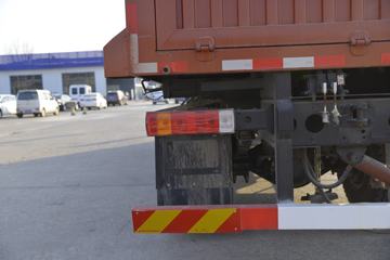 �ൺ��� ��V 220���� 6X2 6.8����ж��ͼƬ