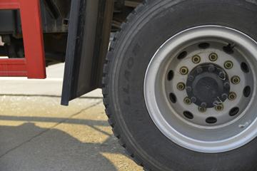 �ൺ��� ��V 220���� 6X2 6.8����ж��ͼƬ
