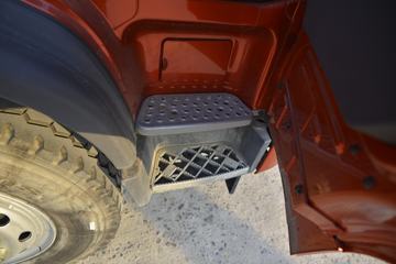 �ൺ��� ��V 220���� 6X2 7.1����ж��ͼƬ