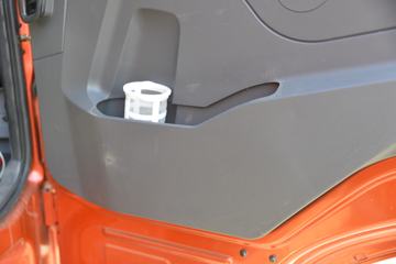 �ൺ��� ��V 220���� 6X2 7.1����ж��ͼƬ