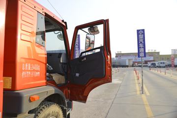 �ൺ��� ��V 220���� 6X2 7.1����ж��ͼƬ