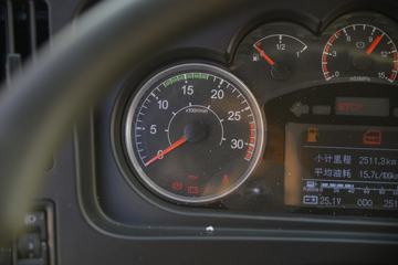 �ൺ��� ��V 220���� 6X2 7.1����ж��ͼƬ