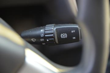 �ൺ��� ��V 220���� 6X2 7.1����ж��ͼƬ