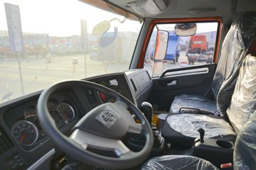�ൺ��� ��V 220���� 6X2 7.1����ж��ͼƬ