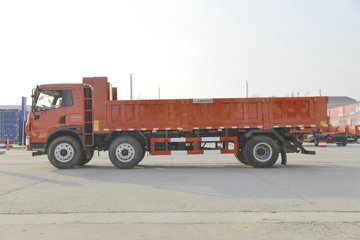 �ൺ��� ��V 220���� 6X2 7.1����ж��ͼƬ