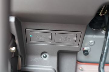 �������� ����H5�п� 240���� 4X2 6.8�ײ�դʽ�ػ���(153����)ͼƬ