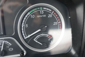 �������� ����H5�п� 240���� 4X2 6.8�ײ�դʽ�ػ���(153����)ͼƬ