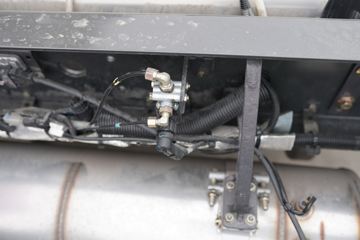 �������� ����H5�п� 240���� 4X2 6.8�ײ�դʽ�ػ���(153����)ͼƬ