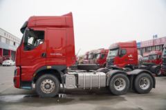 东风柳汽 乘龙H7重卡 560马力 6X4牵引车(LZ4258H7DB)