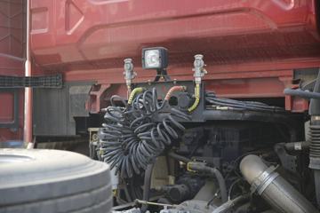 �����ؿ� ����X5000 550���� 6X4 ǣ����(12��)ͼƬ