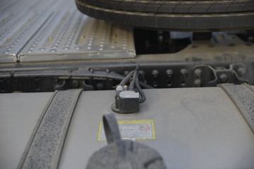 �����ؿ� ����X5000 550���� 6X4 ǣ����(12��)ͼƬ