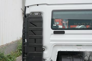 �й����� �ǵ¿�SITRAK G5�ؿ� 240���� 4X2 9.6����ʽ�ػ���(ZZ5186XXYN711GE1)ͼƬ