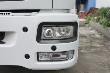 �й����� �ǵ¿�SITRAK G5�ؿ� 240���� 4X2 9.6����ʽ�ػ���(ZZ5186XXYN711GE1)ͼƬ