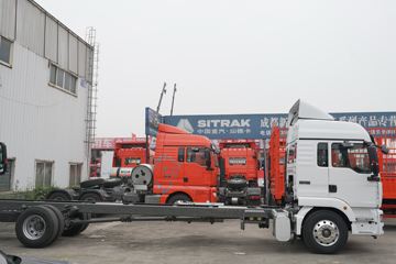 �й����� �ǵ¿�SITRAK G5�ؿ� 240���� 4X2 9.6����ʽ�ػ���(ZZ5186XXYN711GE1)ͼƬ